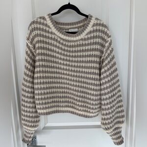 Elegant Striped Crew Neck Sweater - Beige and Grey